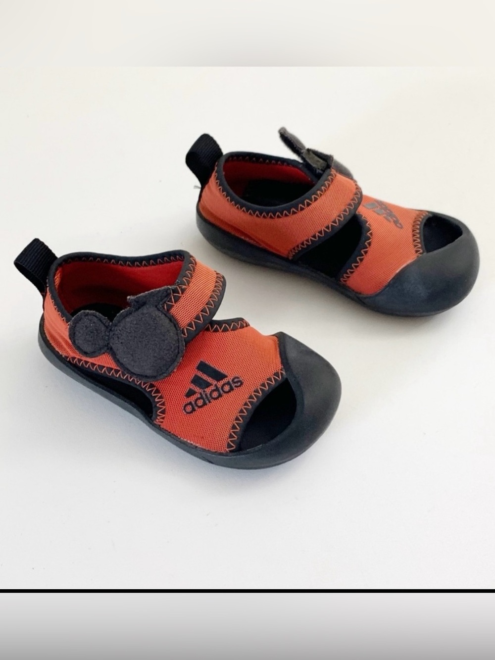 ▪️Adidas AltaVenture Infant Mickey Sandals ~ 6